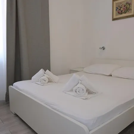 Apartment Sesar Krk - No. 2 Vinko Krk Town